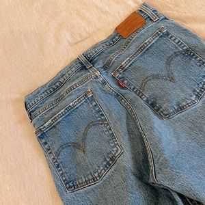 Levi Wedgie Straight - Size 30W X 26L - Great Condition